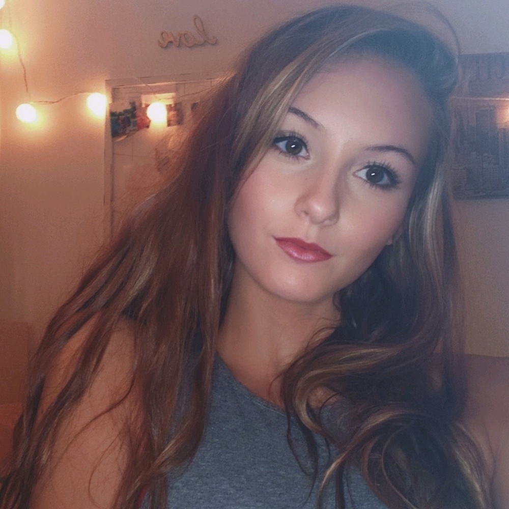 Meet your Posher, Sophia